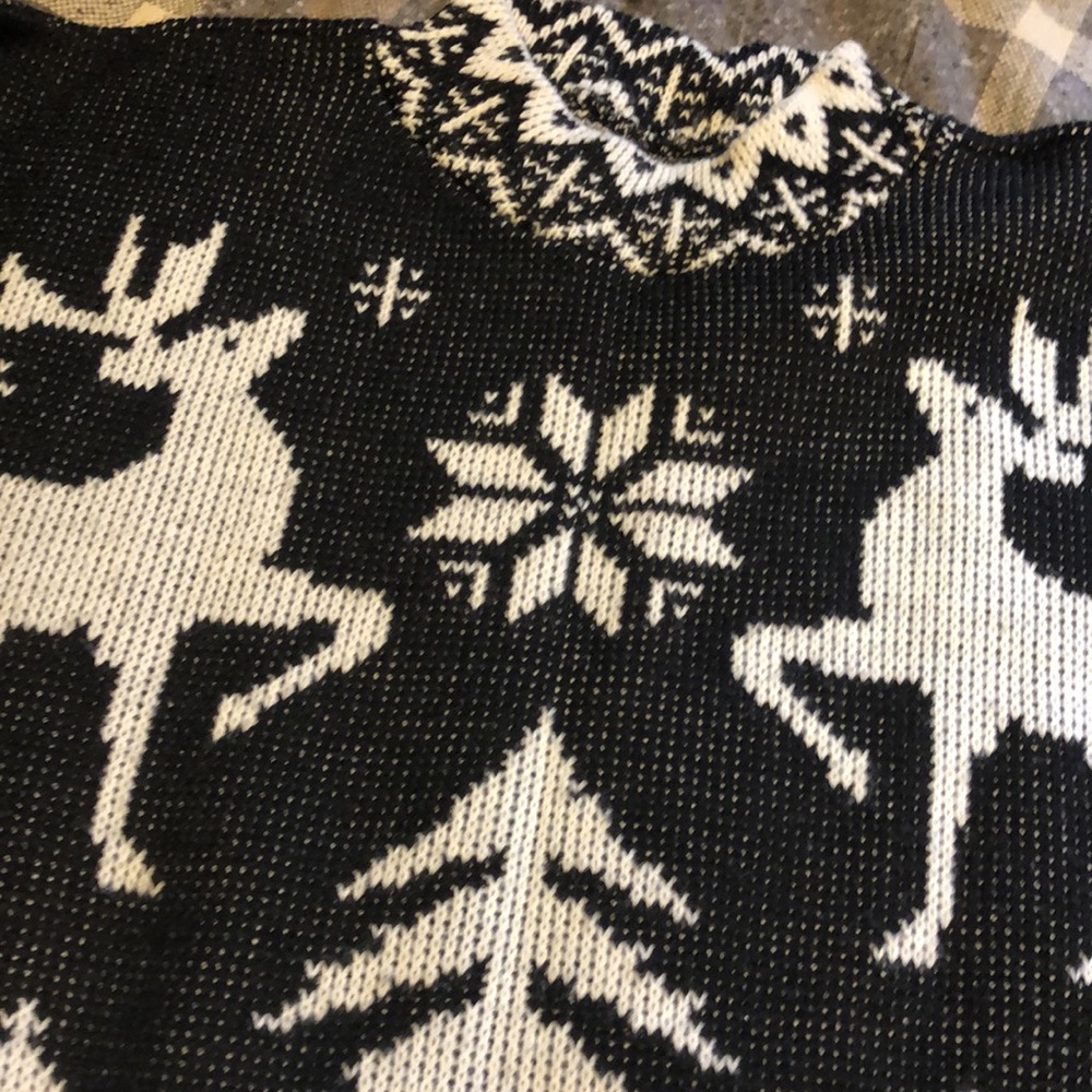 Sweater - Picture 2 of 2